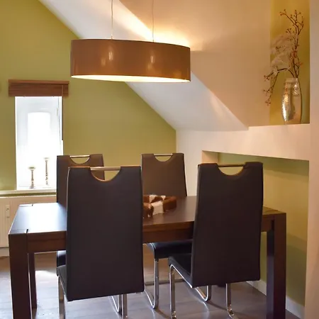 Stangenberg's Dachschloesschen *